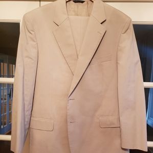 Mens poplin suit by Brooks Brothers 45R pants 40W